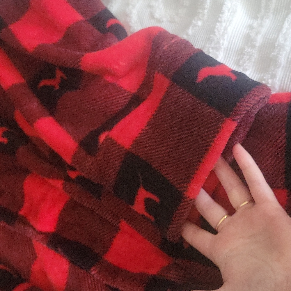 Victoria secret Robe - Picture 3 of 5